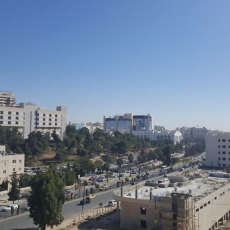 Al Khaleej Hotel Apartments Амман Экстерьер фото